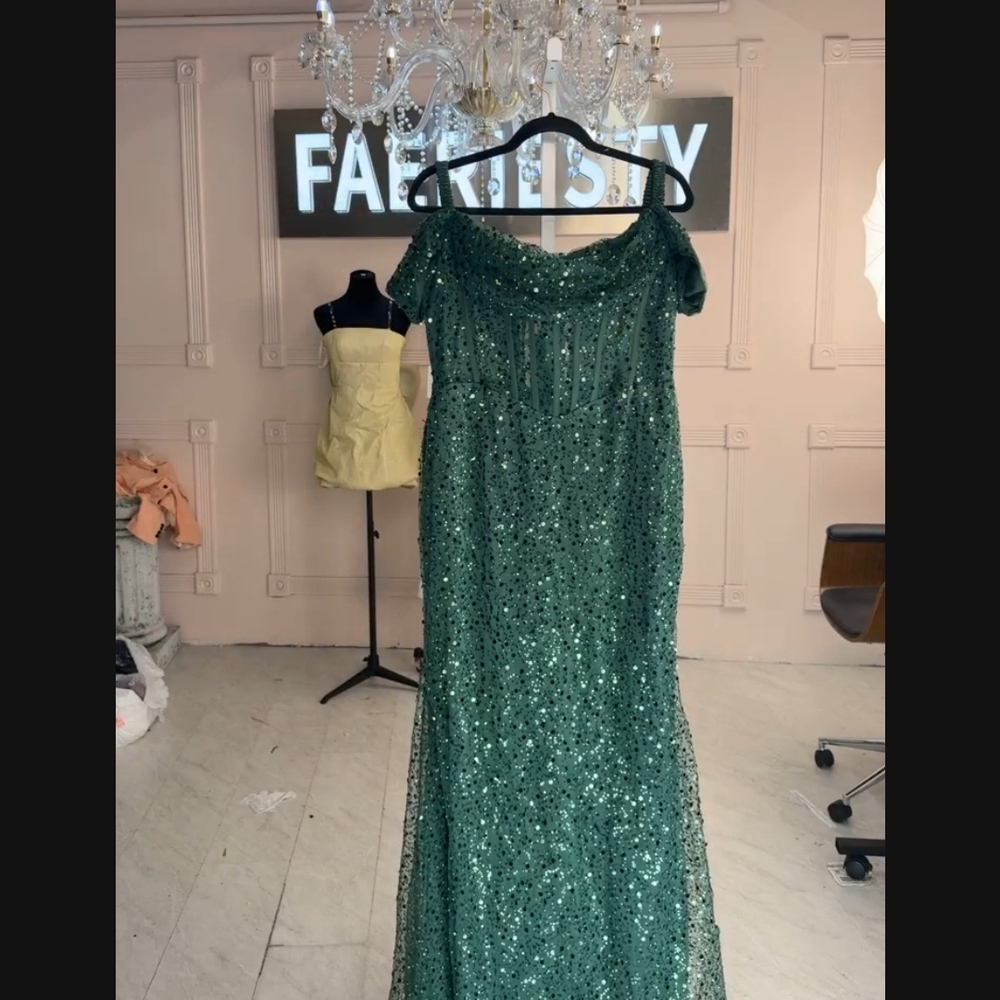 Glamorous Emerald Sequin Prom Dress
